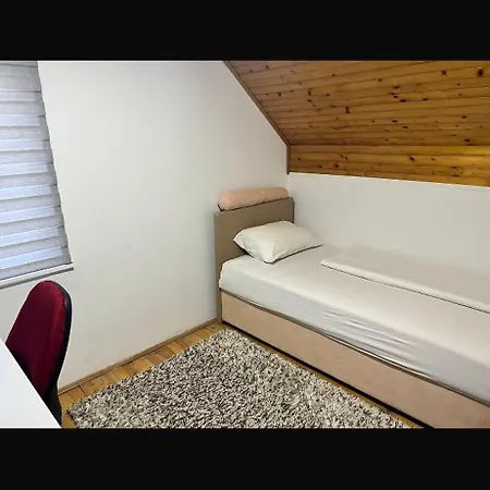 Anelora House Gladno Polje